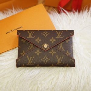 BRAND NEW LV KIRIGAMI MEDIUM